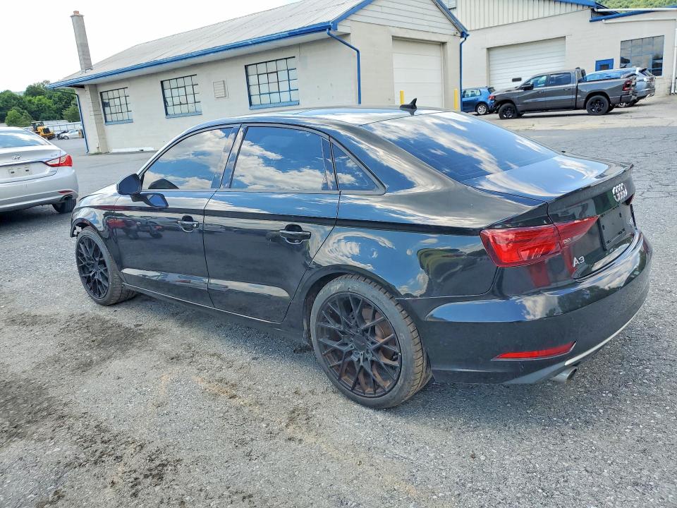 Продажа на аукционе авто 2018 Audi A3, vin: WAUB8GFF7J1011706, номер лота: 57969496