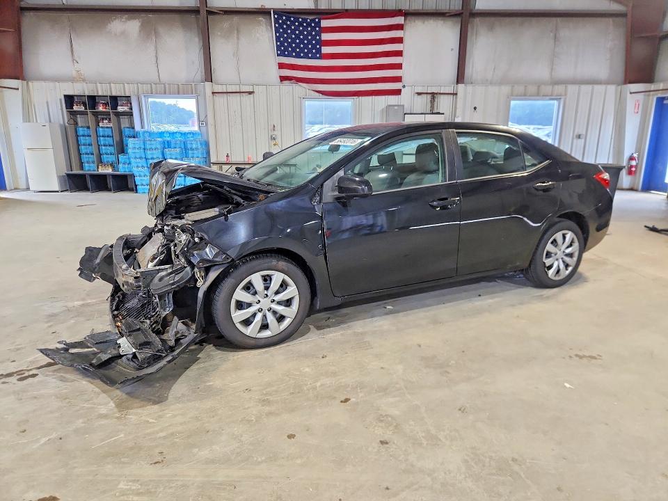 56492016 :رقم المزاد ، 2T1BURHE5FC424791 vin ، 2015 Toyota Corolla مزاد بيع