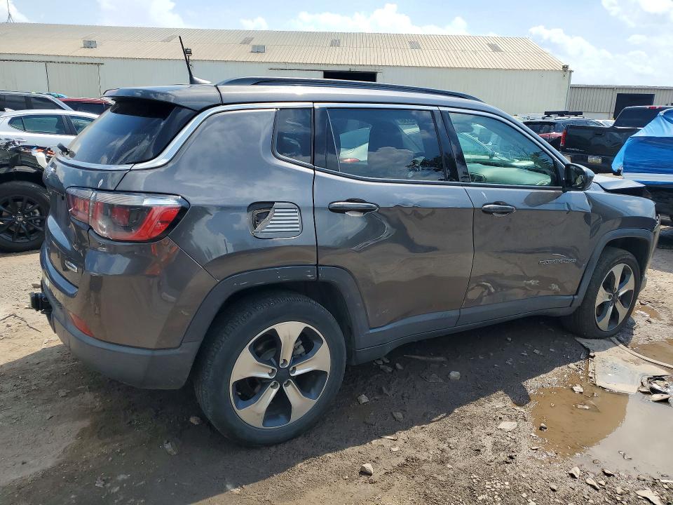 2018 Jeep Compass მანქანა იყიდება აუქციონზე, vin: 3C4NJDBB4JT103872, აუქციონის ნომერი: 57045336