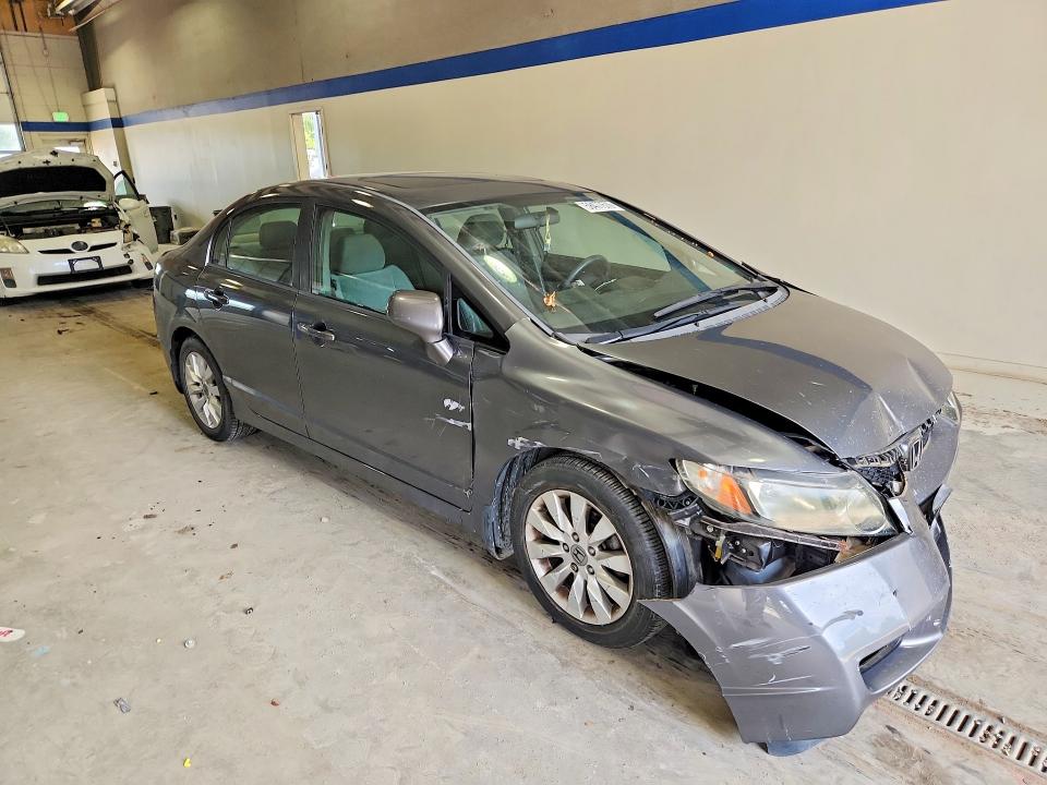 58477576 :رقم المزاد ، 19XFA1F88AE061115 vin ، 2010 Honda Civic مزاد بيع