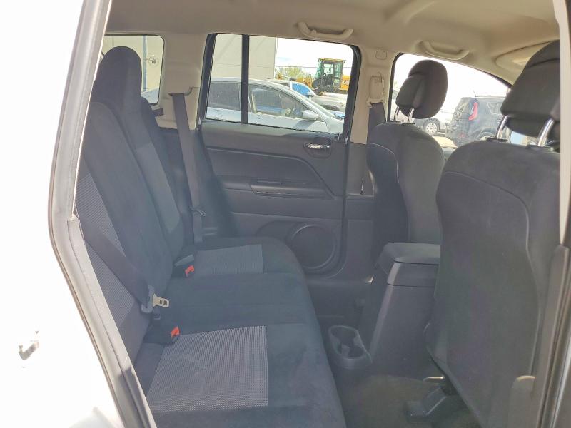 2016 Jeep Compass მანქანა იყიდება აუქციონზე, vin: 1C4NJCBA4GD615597, აუქციონის ნომერი: 56428106