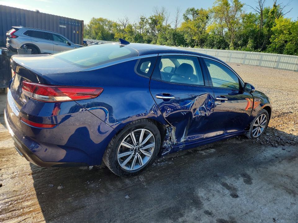Продажа на аукционе авто 2019 Kia Optima, vin: 5XXGU4L14KG354264, номер лота: 58724326