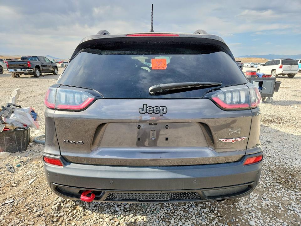 57749146 :رقم المزاد ، 1C4PJMBX3KD106757 vin ، 2019 Jeep Cherokee مزاد بيع