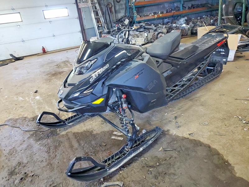 54873046 :رقم المزاد ، 2BPSUYRL8RV000024 vin ، 2024 Ski-doo Backcountry X-rs 850 مزاد بيع