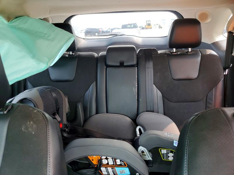 58513886 :رقم المزاد ، 2FMPK4AP1JBB58595 vin ، 2018 Ford Edge مزاد بيع