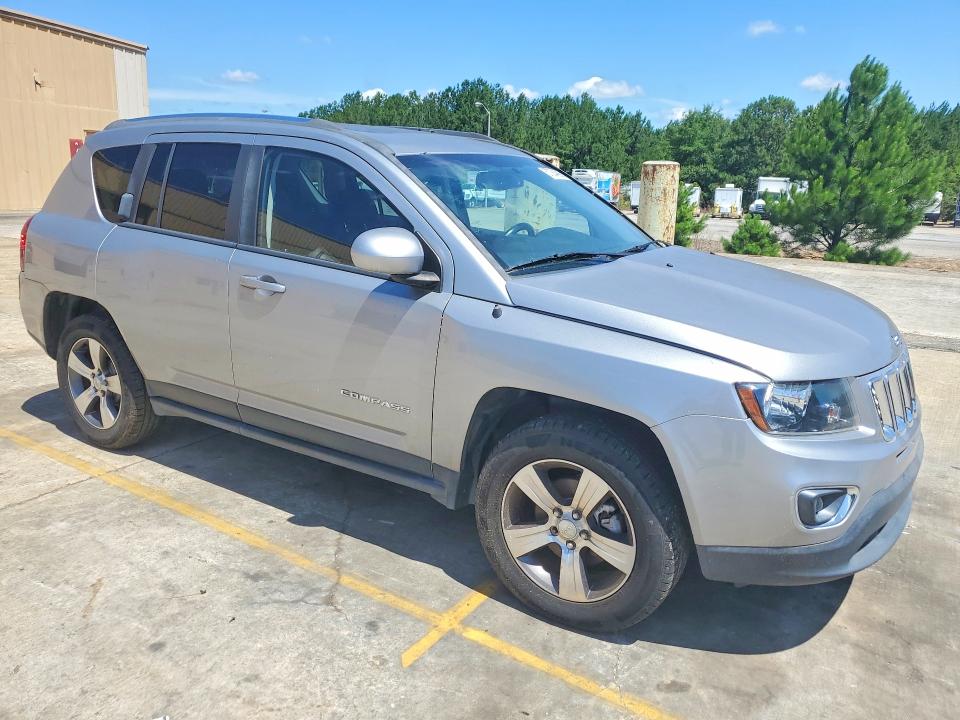 Продажа на аукционе авто 2017 Jeep Compass, vin: 1C4NJCEA1HD102188, номер лота: 57384806