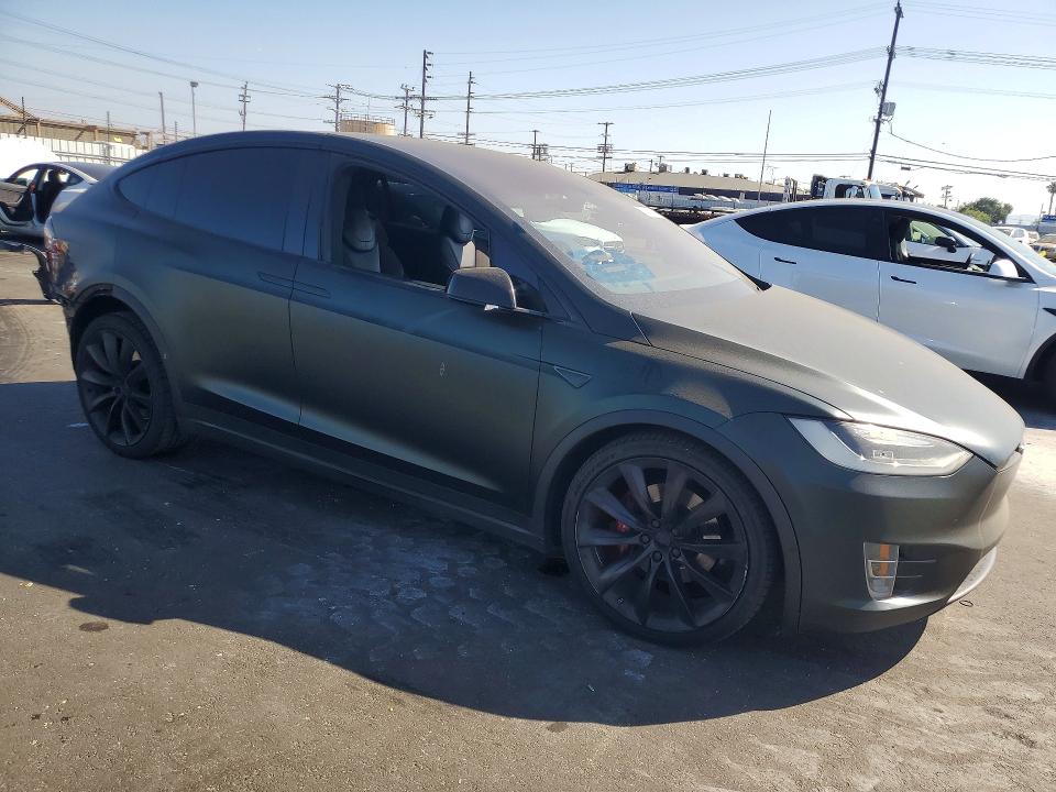 2016 Tesla Model X მანქანა იყიდება აუქციონზე, vin: 5YJXCAE21GF015625, აუქციონის ნომერი: 56080216