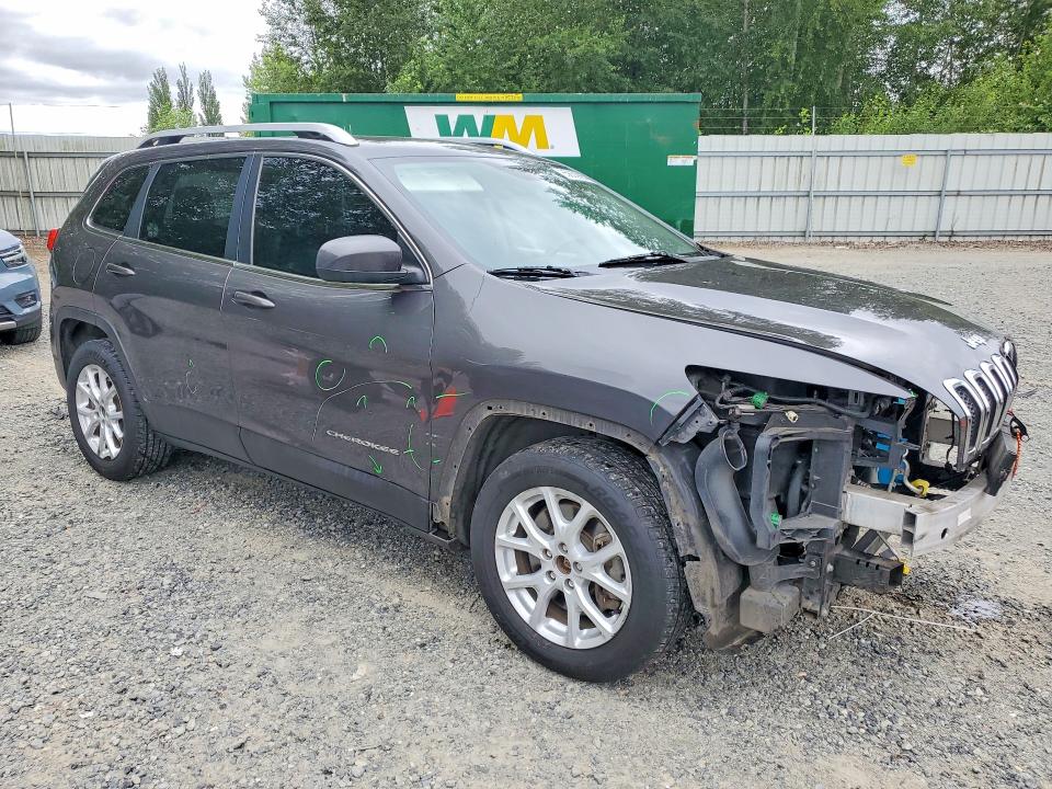 85633995 :رقم المزاد ، 1C4PJLCS8FW596653 vin ، 2015 Jeep Cherokee مزاد بيع