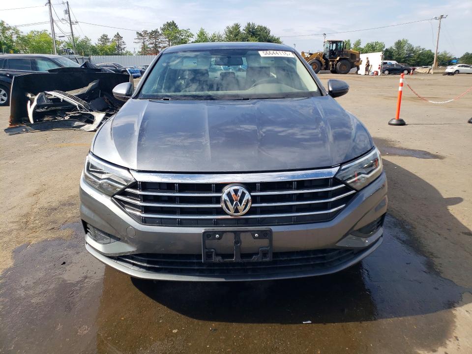 56644116 :رقم المزاد ، 3VWC57BU8MM042200 vin ، 2021 Volkswagen Jetta مزاد بيع