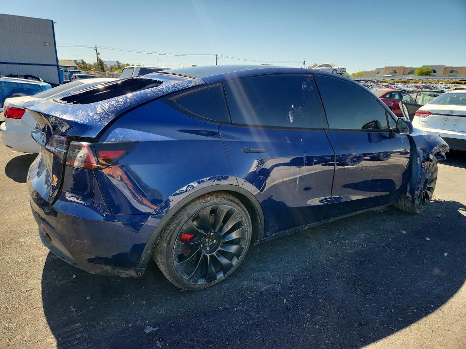 2022 Tesla Model Y მანქანა იყიდება აუქციონზე, vin: 7SAYGDEF4NF407088, აუქციონის ნომერი: 57972816
