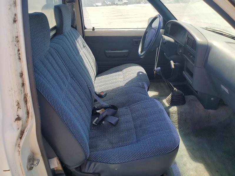 56378426 :رقم المزاد ، 4TARN81A1NZ045204 vin ، 1992 Toyota Pickup مزاد بيع