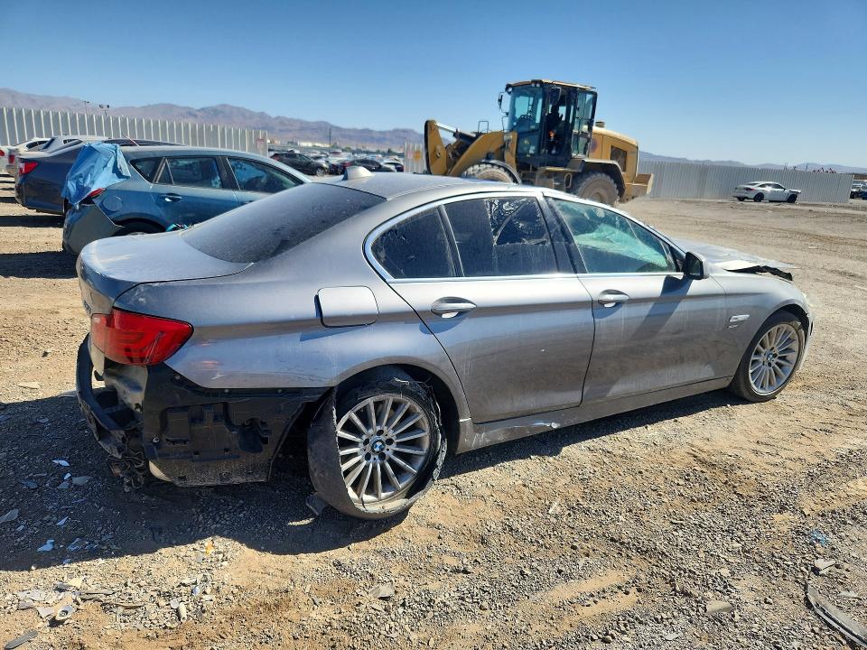 52654986 :رقم المزاد ، WBAFU7C51BC870465 vin ، 2011 Bmw 535 مزاد بيع