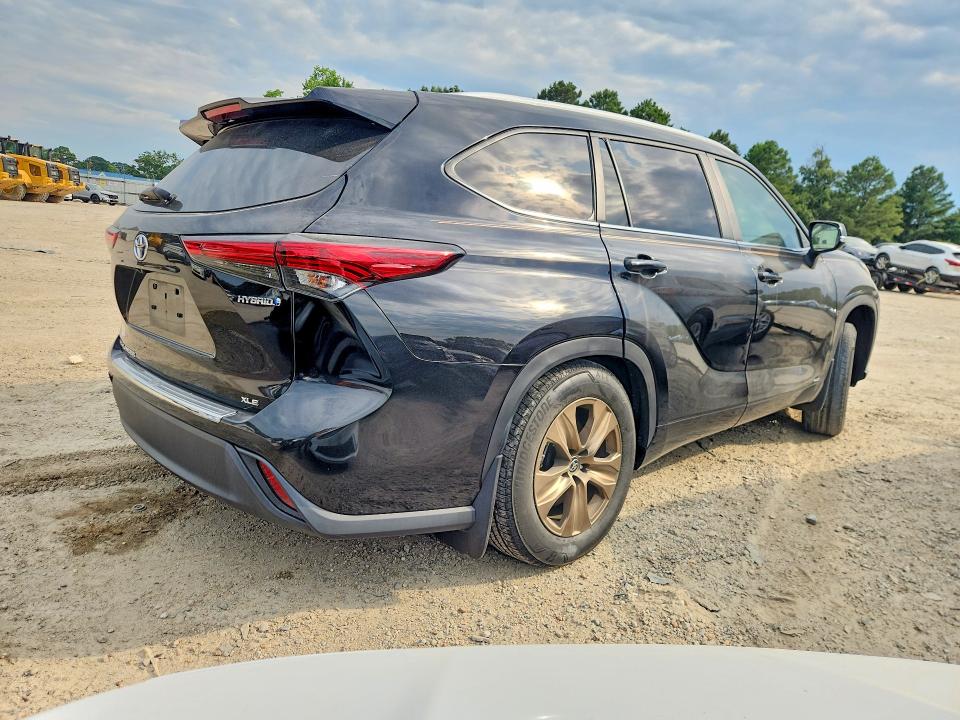 58777596 :رقم المزاد ، 5TDABRCH7PS594341 vin ، 2023 Toyota Highlander مزاد بيع