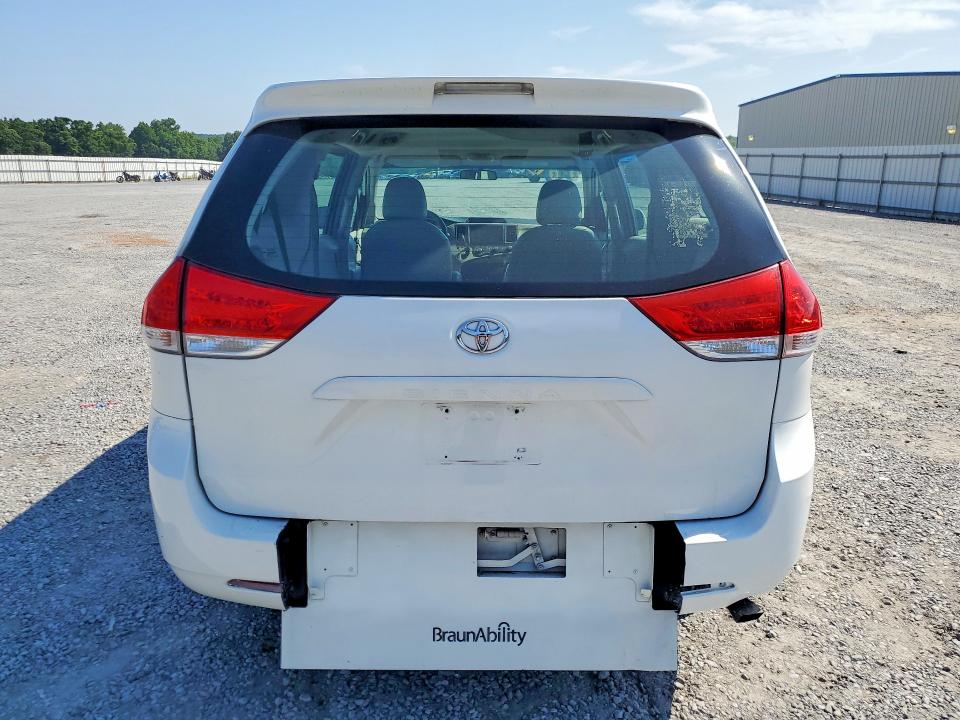 2014 Toyota Sienna მანქანა იყიდება აუქციონზე, vin: 5TDZK3DC3ES450849, აუქციონის ნომერი: 56829536