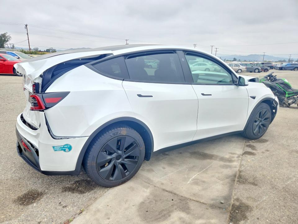 2024 Tesla Model Y მანქანა იყიდება აუქციონზე, vin: 7SAYGDED5RF096128, აუქციონის ნომერი: 59185036