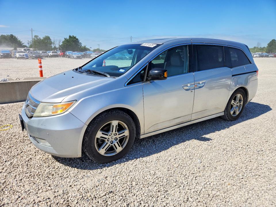56761526 :رقم المزاد ، 5FNRL5H91BB068973 vin ، 2011 Honda Odessey مزاد بيع