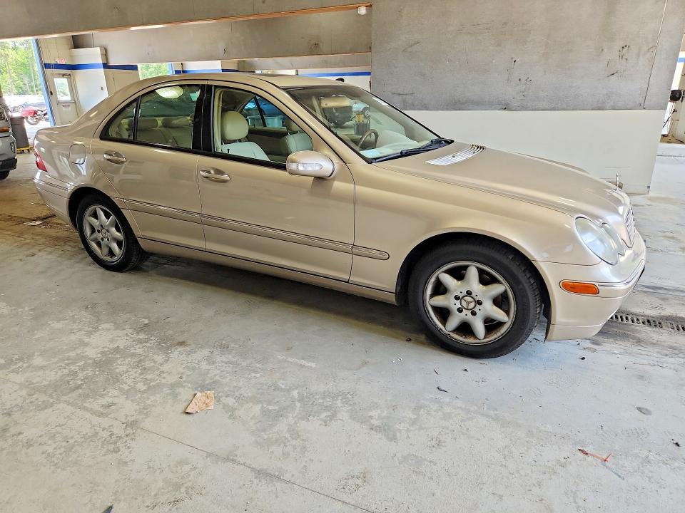 Продажа на аукционе авто 2004 Mercedes-benz C, vin: WDBRF61J14A585508, номер лота: 56999076