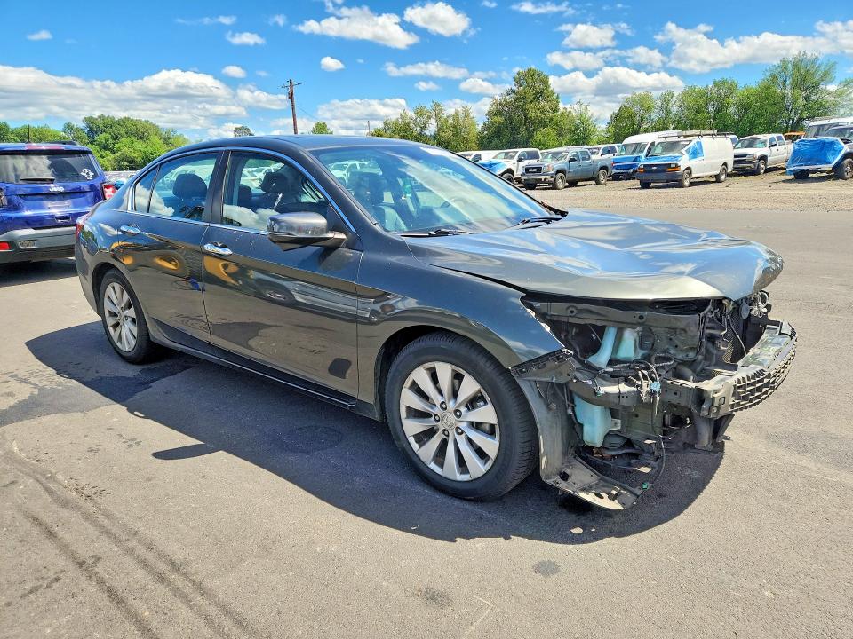 Auction sale of the 2014 Honda Accord, vin: 1HGCR2F89EA107210, lot number: 57271486