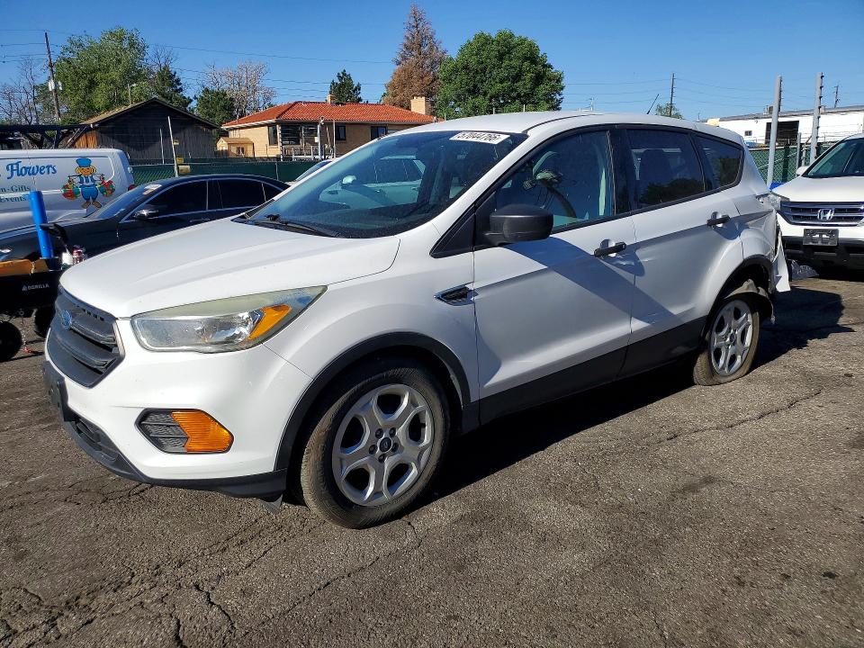 57044766 :رقم المزاد ، 1FMCU0F76HUA41173 vin ، 2017 Ford Escape مزاد بيع