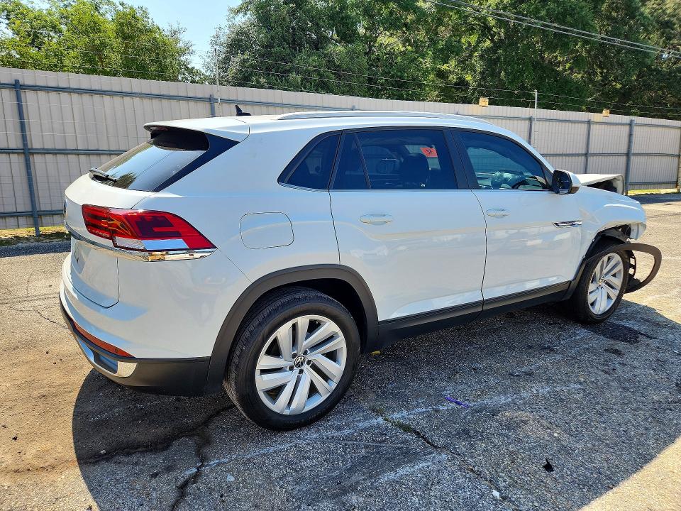 56799616 :رقم المزاد ، 1V2JE2CA3NC200204 vin ، 2022 Volkswagen Atlas Cross Sport مزاد بيع