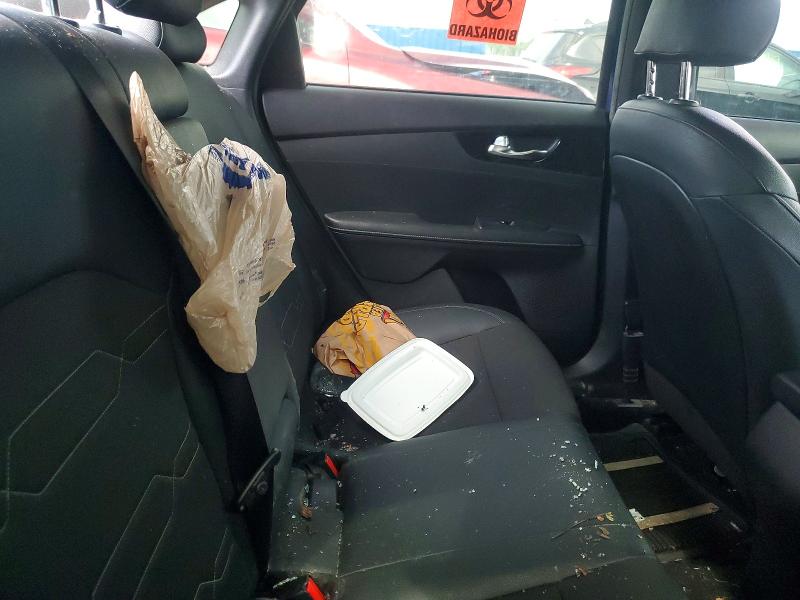 58984256 :رقم المزاد ، 3KPF34ADXME323771 vin ، 2021 Kia Forte مزاد بيع
