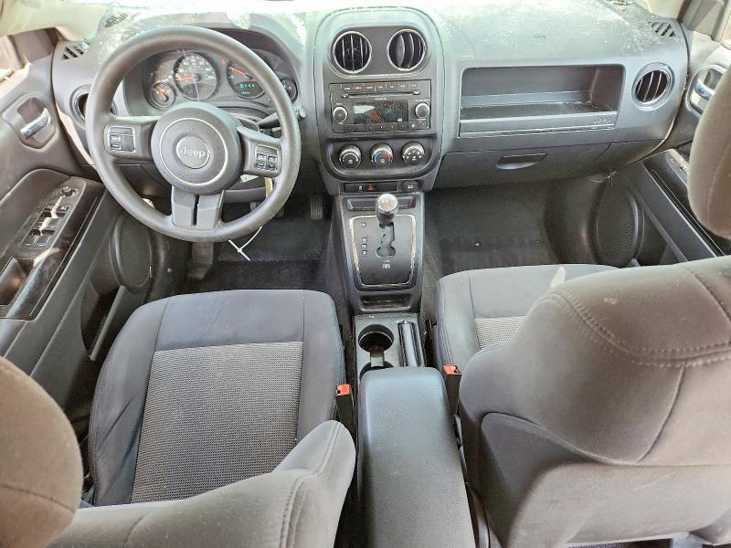58423186 :رقم المزاد ، 1J4NT1FA3BD289142 vin ، 2011 Jeep Compass مزاد بيع