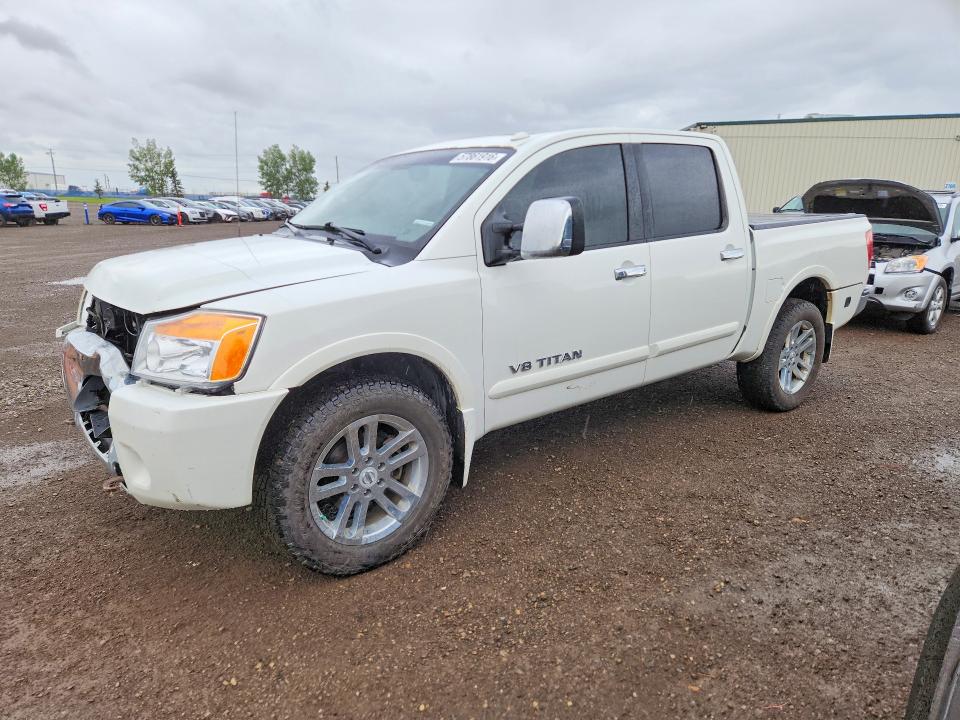 57861916 :رقم المزاد ، 1N6AA0EC2BN307158 vin ، 2011 Nissan Titan مزاد بيع