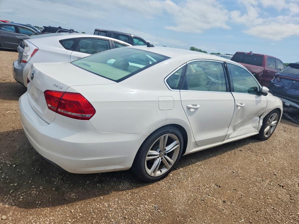 56934126 :رقم المزاد ، 1VWBV7A34FC056944 vin ، 2015 Volkswagen Passat مزاد بيع