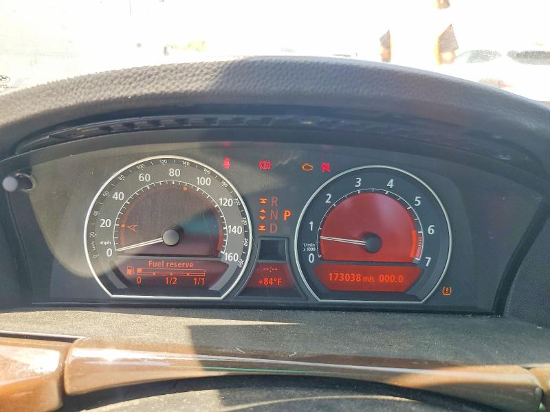 2006 Bmw 750 მანქანა იყიდება აუქციონზე, vin: WBAHN83536DT62817, აუქციონის ნომერი: 56128286
