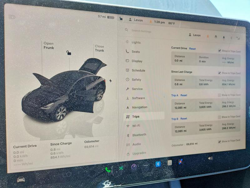 56166756 :رقم المزاد ، 7SAYGDEE8NF511378 vin ، 2022 Tesla Model Y مزاد بيع
