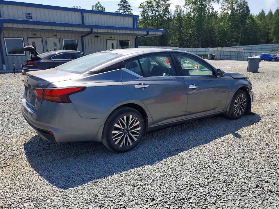57297636 :رقم المزاد ، 1N4BL4DW3PN303430 vin ، 2023 Nissan Altima مزاد بيع