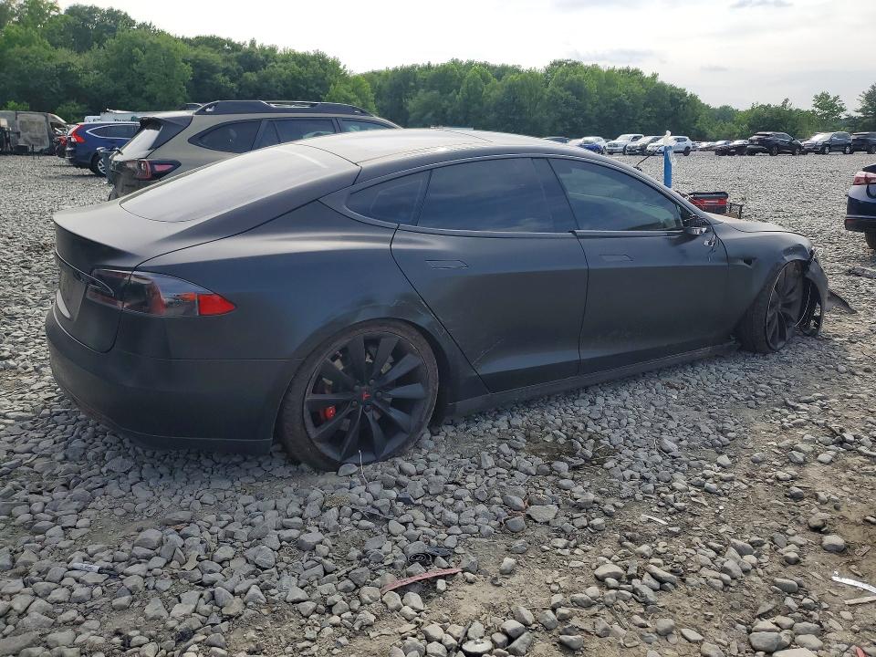 2015 Tesla Model S მანქანა იყიდება აუქციონზე, vin: 5YJSA4H20FFP75444, აუქციონის ნომერი: 57170276