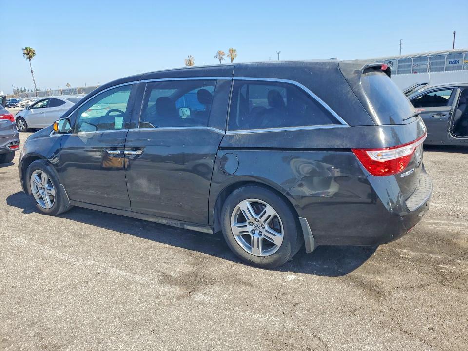 Auction sale of the 2013 Honda Odyssey, vin: 5FNRL5H98DB085000, lot number: 56654286