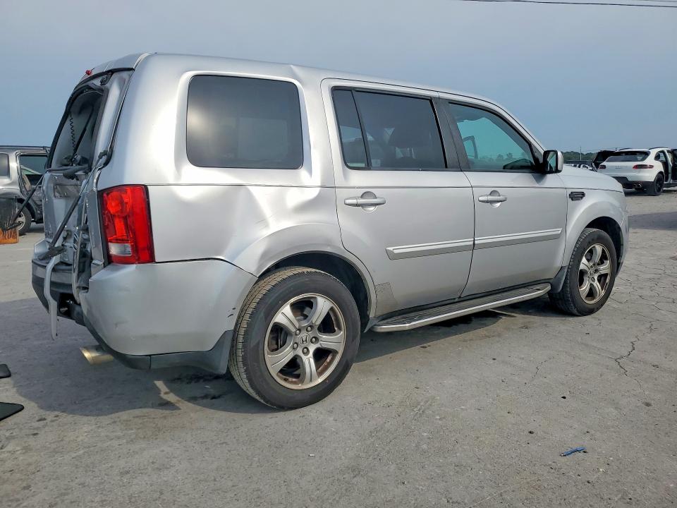 59147826 :رقم المزاد ، 5FNYF3H56DB038925 vin ، 2013 Honda Pilot مزاد بيع
