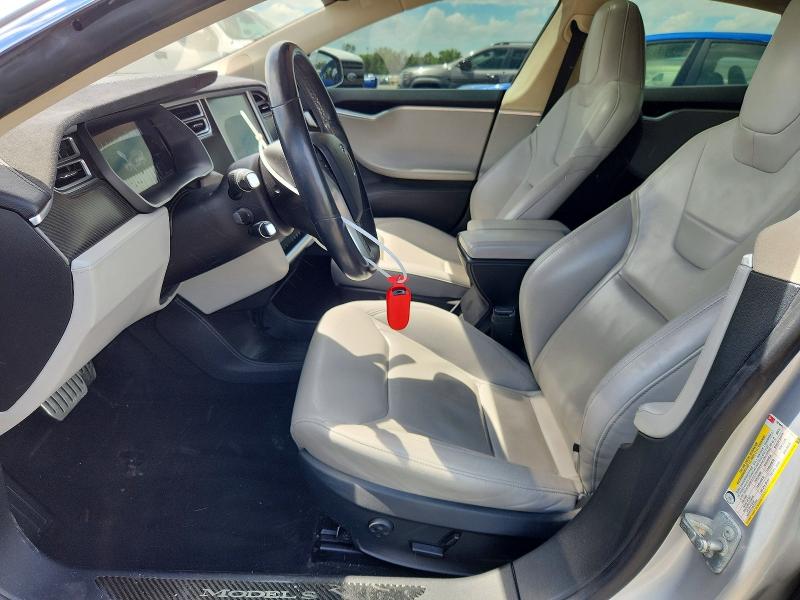 Продажа на аукционе авто 2015 Tesla Model S, vin: 5YJSA1H22FFP69885, номер лота: 57190626