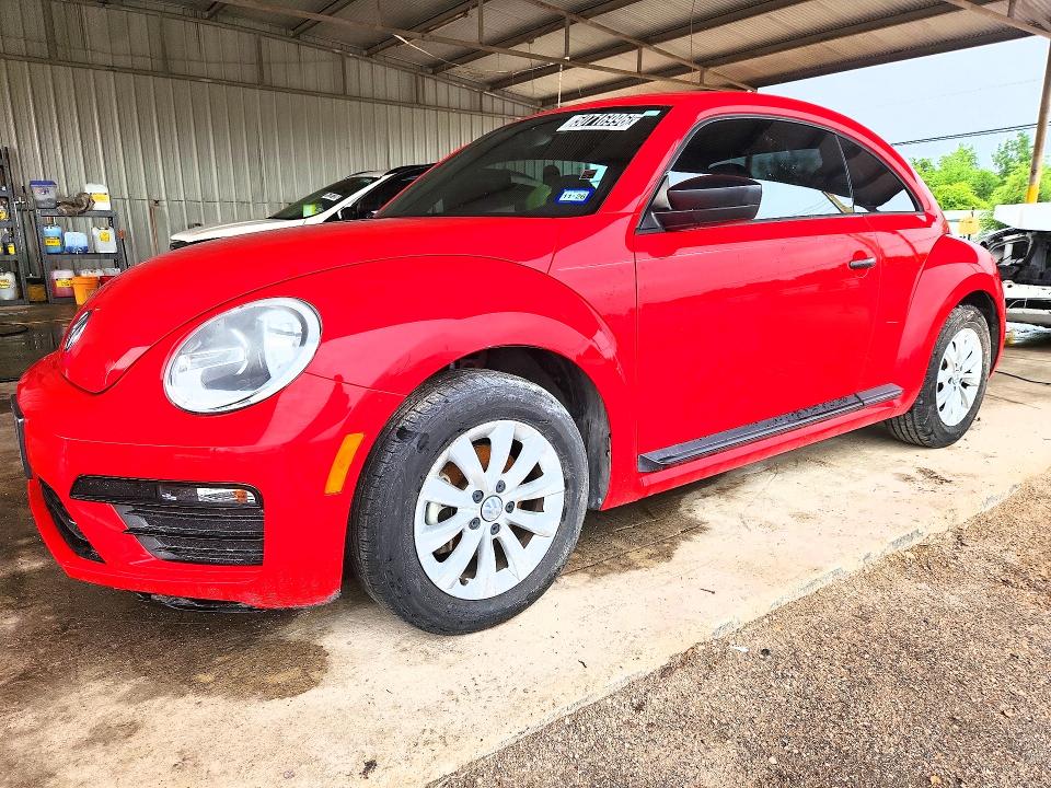 Продажа на аукционе авто 2018 Volkswagen Beetle, vin: 3VWFD7AT2JM721514, номер лота: 50716996