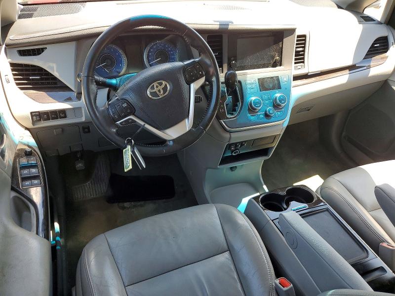 57550756 :رقم المزاد ، 5TDYK3DCXFS655159 vin ، 2015 Toyota Sienna مزاد بيع