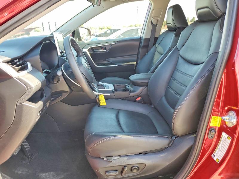 56818946 :رقم المزاد ، 2T3C1RFV2MW150730 vin ، 2021 Toyota Rav4 مزاد بيع