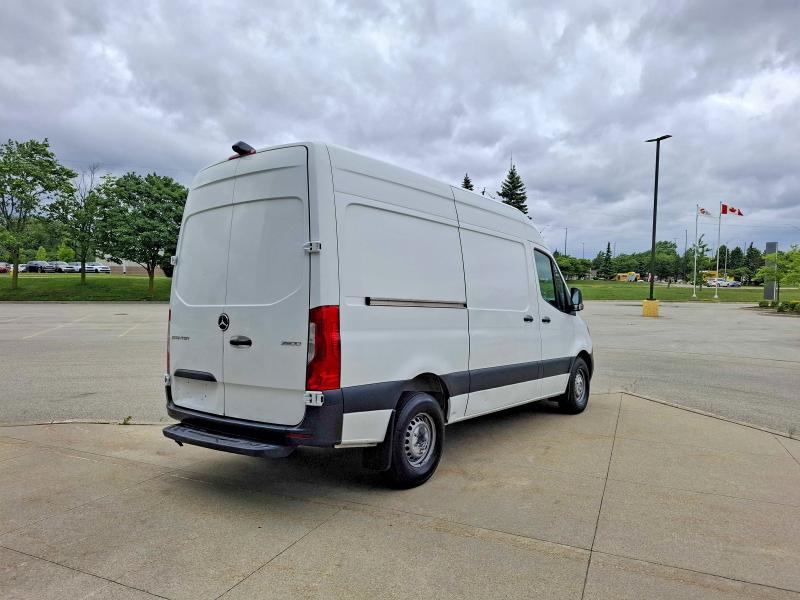 58500926 :رقم المزاد ، W1Y4DBHY4MP333208 vin ، 2021 Mercedes-benz Sprinter مزاد بيع