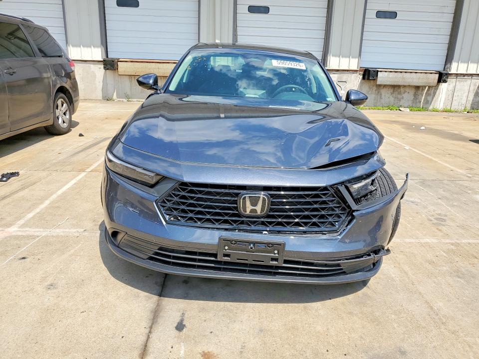 59059326 :رقم المزاد ، 1HGCY1F29TA003886 vin ، 2026 Honda Accord مزاد بيع