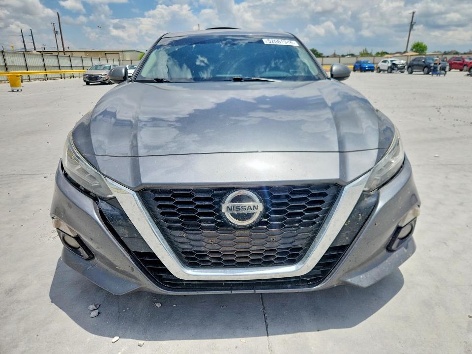 52661946 :رقم المزاد ، 1N4BL4EV5KC221905 vin ، 2019 Nissan Altima مزاد بيع