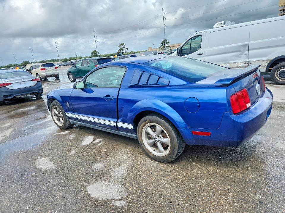 2006 Ford Mustang მანქანა იყიდება აუქციონზე, vin: 1ZVFT80N665182937, აუქციონის ნომერი: 56149306