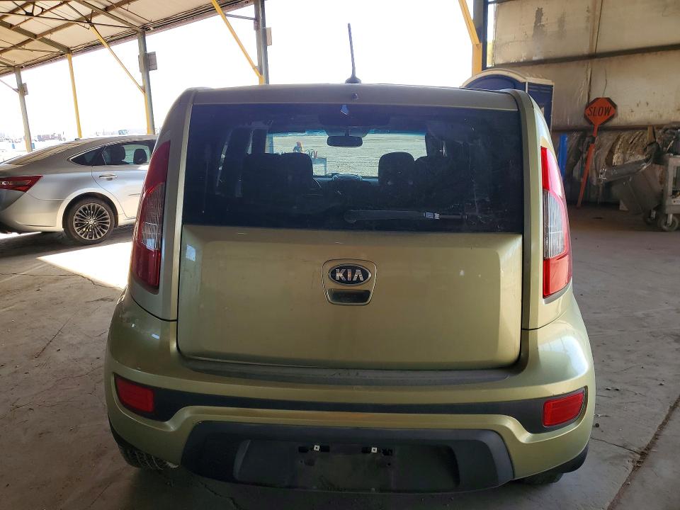 56127926 :رقم المزاد ، KNDJT2A63D7528848 vin ، 2013 Kia Soul مزاد بيع