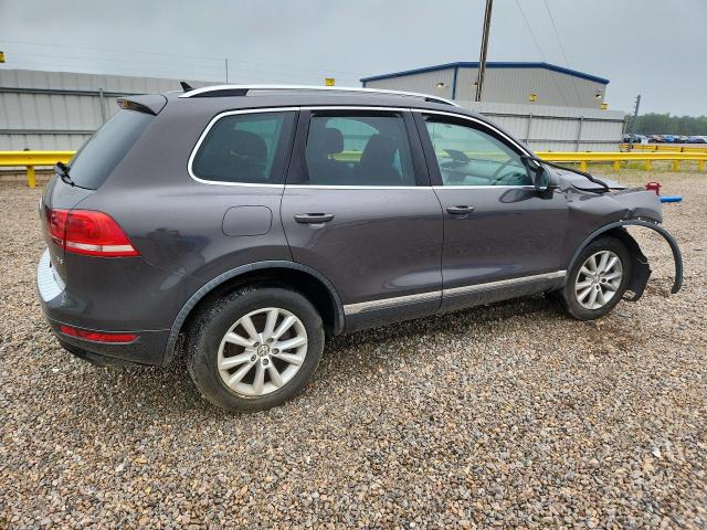 Auction sale of the 2013 Volkswagen Touareg, vin: WVGEF9BPXDD001640, lot number: 58218216