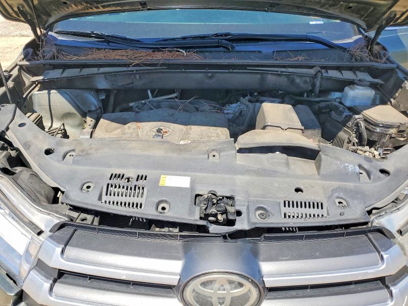2019 Toyota Highlander მანქანა იყიდება აუქციონზე, vin: 5TDKZRFH2KS349533, აუქციონის ნომერი: 58612706