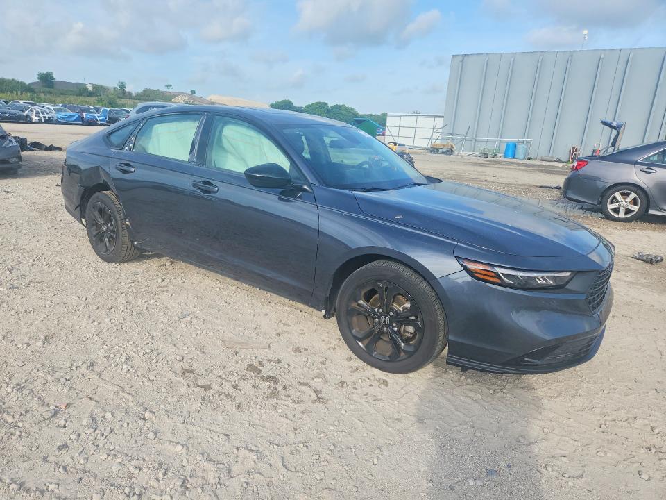 2025 Honda Accord მანქანა იყიდება აუქციონზე, vin: 1HGCY1F44SA027500, აუქციონის ნომერი: 57688126