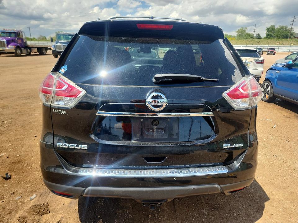 2015 Nissan Rogue მანქანა იყიდება აუქციონზე, vin: 5N1AT2MV7FC806272, აუქციონის ნომერი: 55840866
