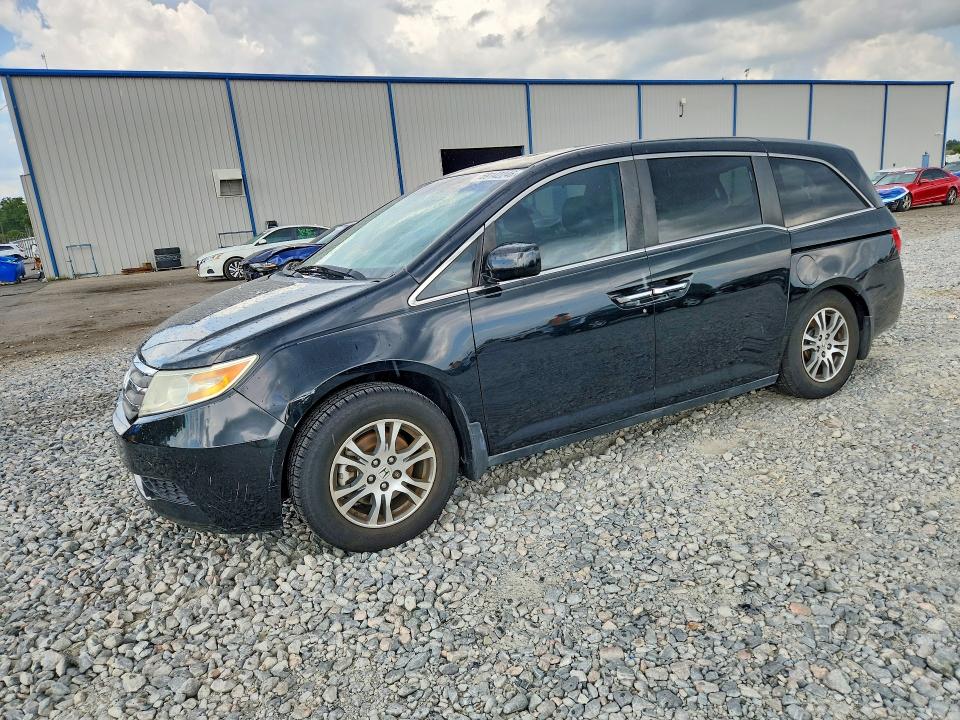 59142246 :رقم المزاد ، 5FNRL5H6XBB102950 vin ، 2011 Honda Odyssey مزاد بيع
