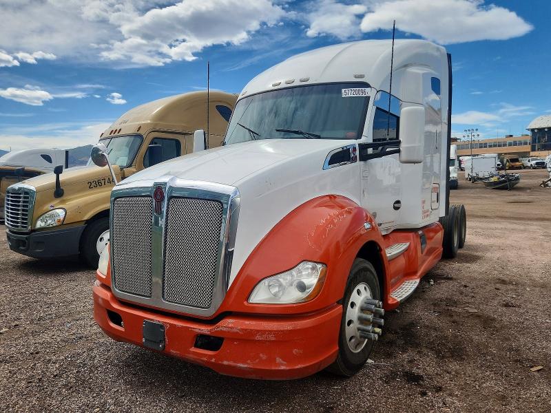 57720096 :رقم المزاد ، 1XKYDP9X3GJ444546 vin ، 2016 Kenworth Kenworth مزاد بيع