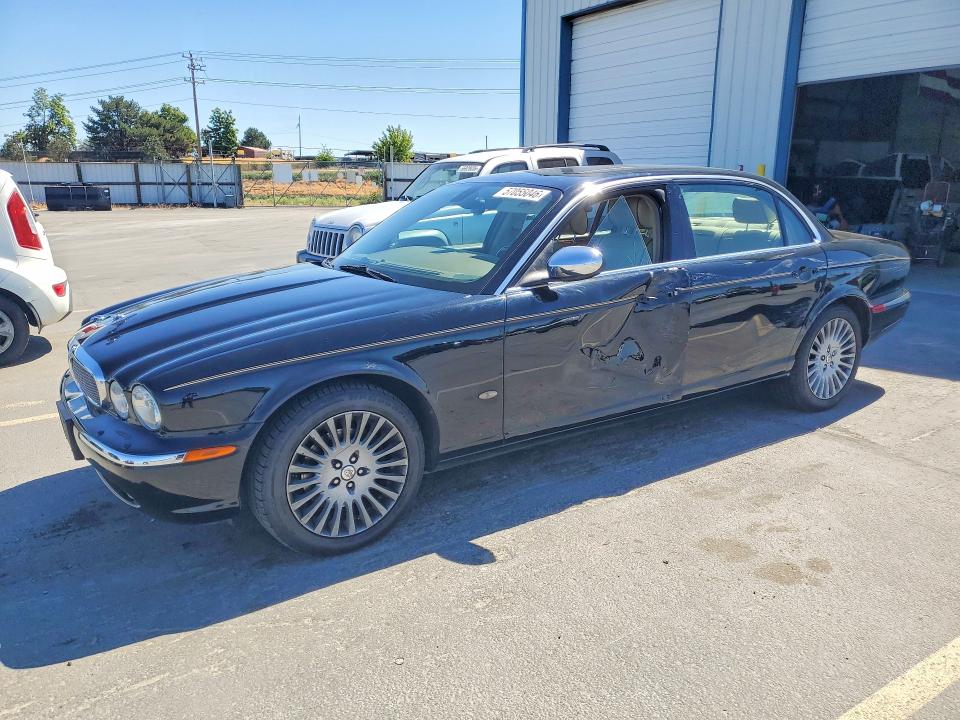2006 Jaguar Vandenplas მანქანა იყიდება აუქციონზე, vin: SAJWA82B56SH11196, აუქციონის ნომერი: 57055046